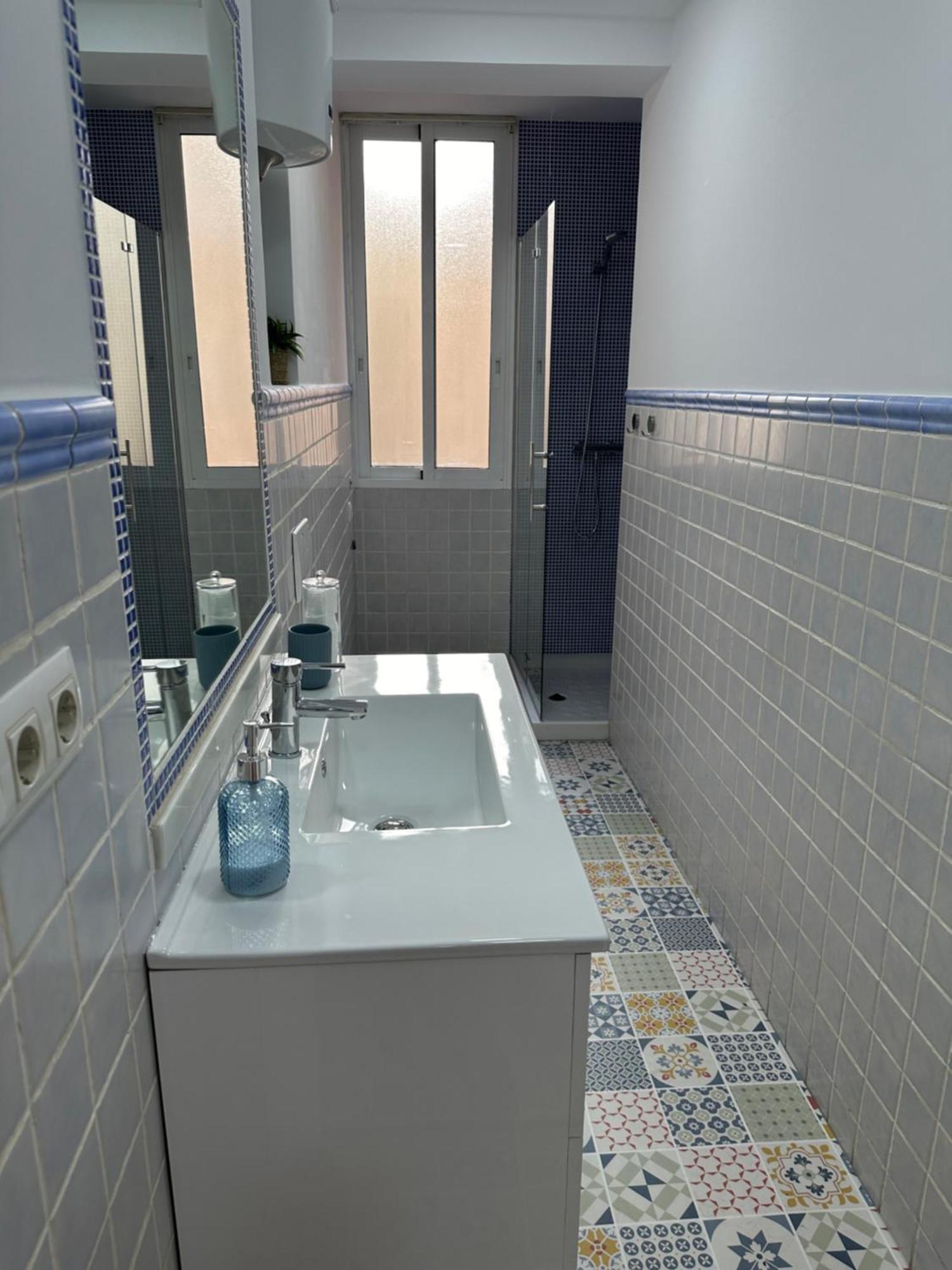 Apartamento Centrico A 12 Minutos De La Playa Алмерия Екстериор снимка