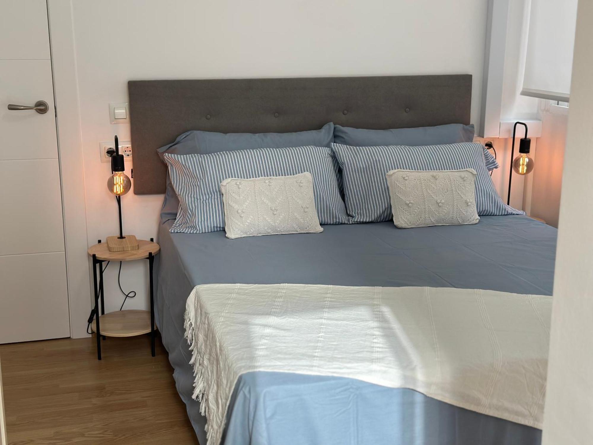 Apartamento Centrico A 12 Minutos De La Playa Алмерия Екстериор снимка