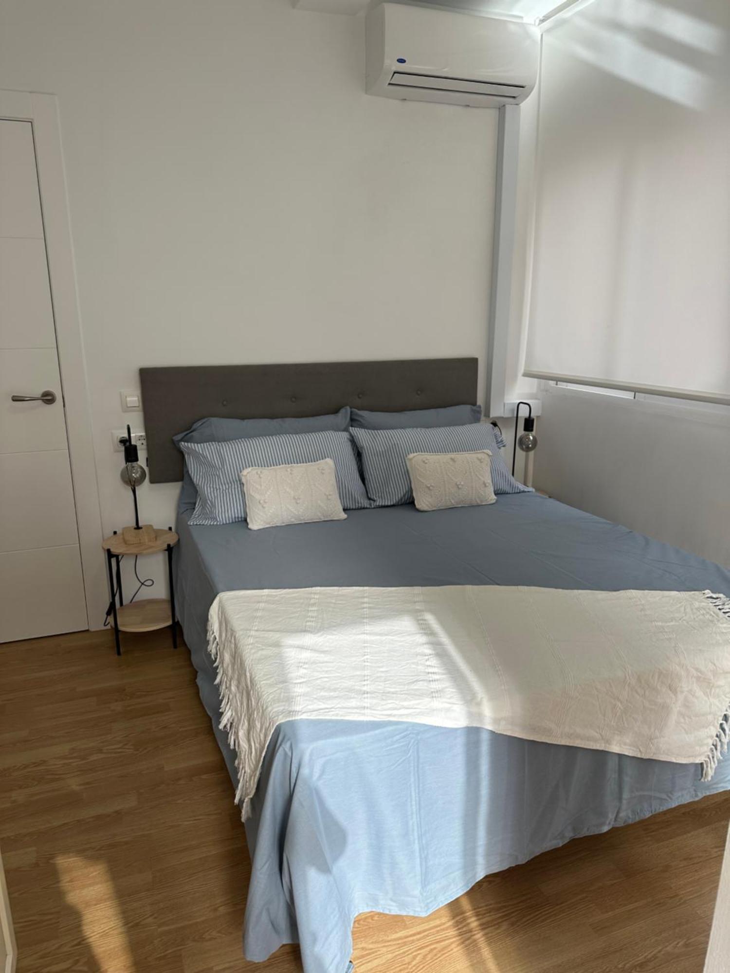Apartamento Centrico A 12 Minutos De La Playa Алмерия Екстериор снимка